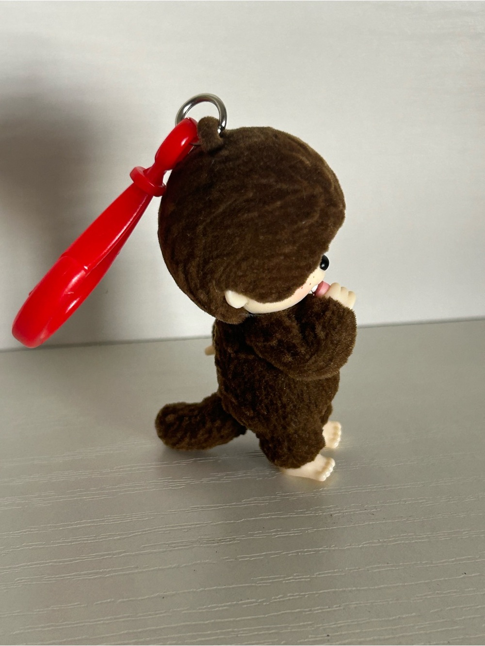 Monchhichi Red Bib Exclusive Flocked Collection Hanger Keychain - Picture 4 of 6